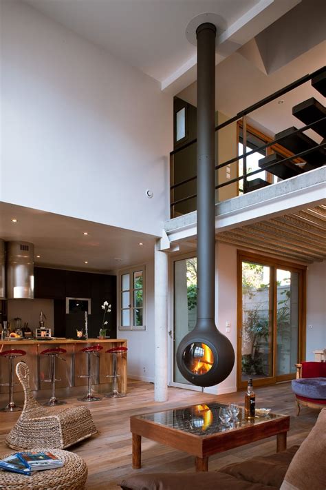 BATHYSCAFOCUS HUBLOT Hanging central fireplace By Focus .